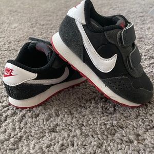 Nike baby boy tennis shoes